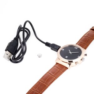 Reloj con cámara de video y audio